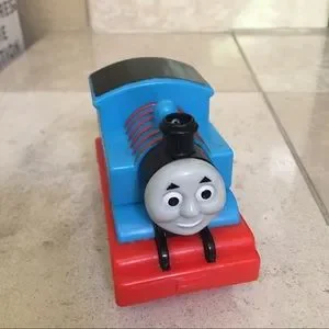 【thomas⭐︎21】 Thomas Wooden Railway FRP21 Oliver Fossil Freight - Walmart.com